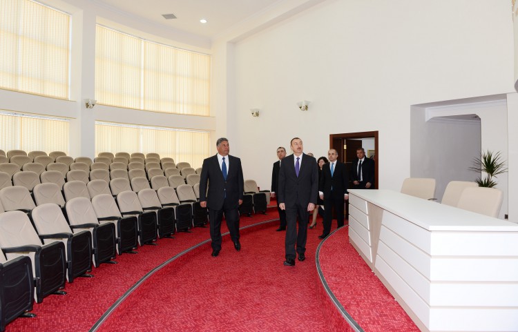 Sumqayıtda Gənclər Evi istifadəyə verilib (FOTO)