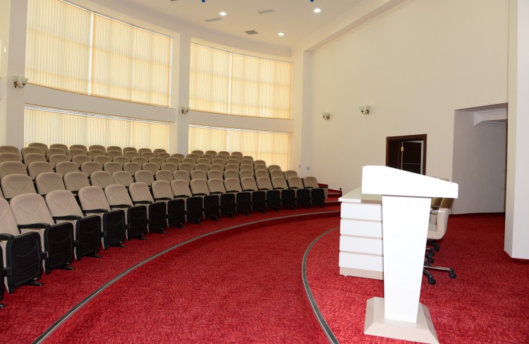 Sumqayıtda Gənclər Evi istifadəyə verilib (FOTO)