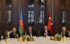 Azərbaycan və Türkiyə prezidentləri birgə nahar ediblər