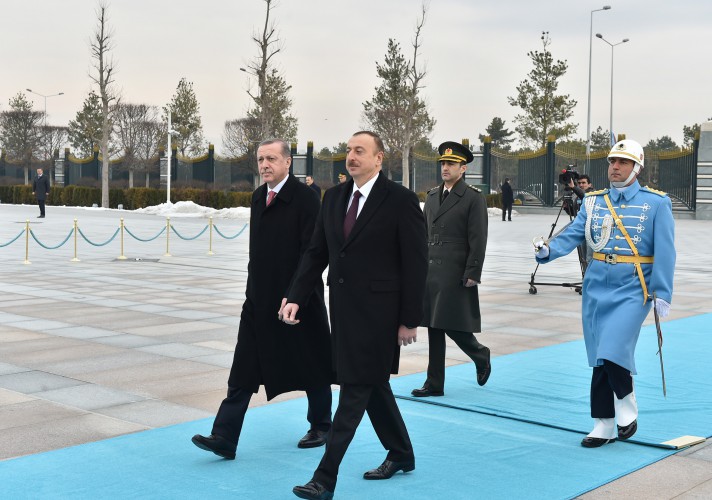 Azərbaycan Prezidenti İlham Əliyevin Türkiyədə rəsmi qarşılanma mərasimi keçirilib (FOTO)