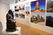 Heydər Əliyev Fondunun təşkilatçılığı ilə Fransanın Mejev şəhərində Azərbaycan mədəniyyət günlərinin açılışı olub (FOTO)