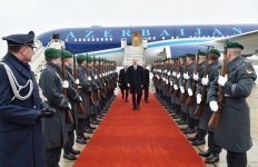 Prezident İlham Əliyev Almaniyaya işgüzar səfərə gəlib (FOTO)