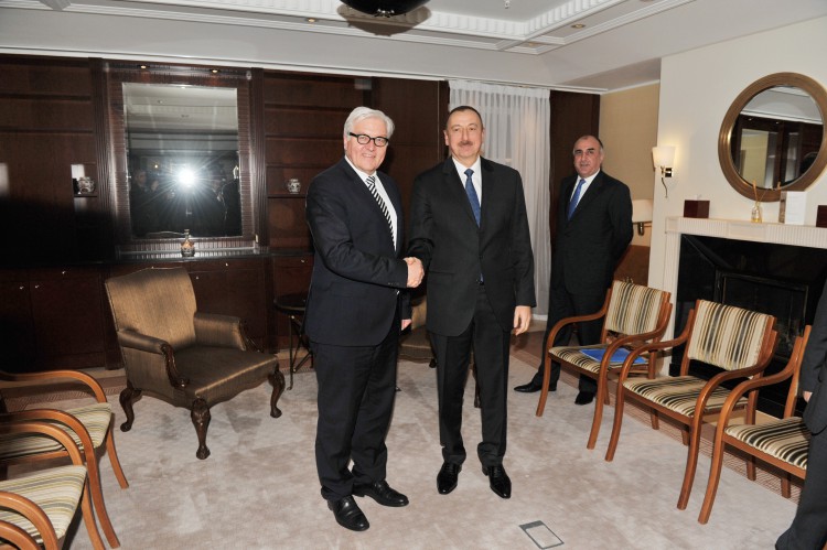 İlham Əliyev Almaniyanın xarici işlər üzrə federativ naziri Frank-Valter Ştaynmayer ilə görüşüb (FOTO)