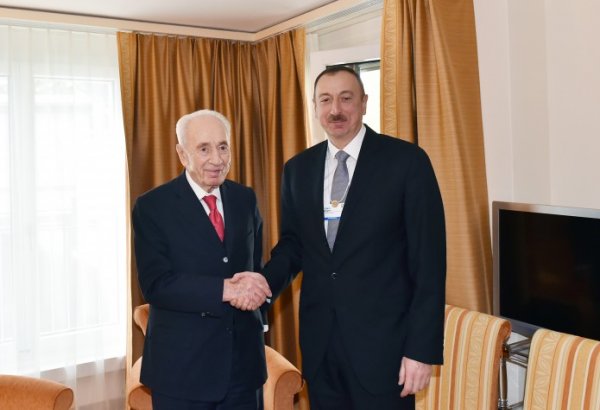 İlham Əliyevin və İsrailin sabiq Prezidenti Şimon Peresin görüşü olub