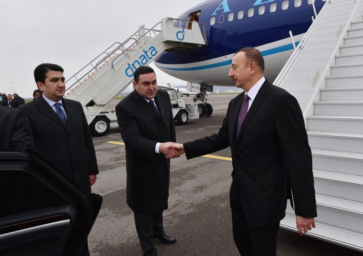 Azərbaycan Prezidenti İlham Əliyev İsveçrəyə işgüzar səfərə gəlib
