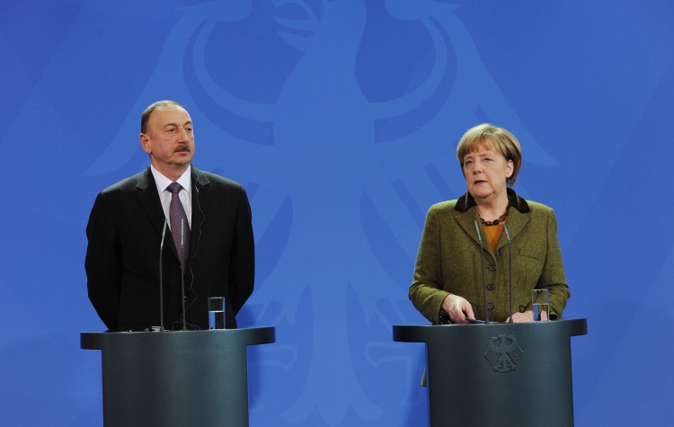 Angela Merkel: Azərbaycan Avropanın enerji təhlükəsizliyində böyük rol oynayır