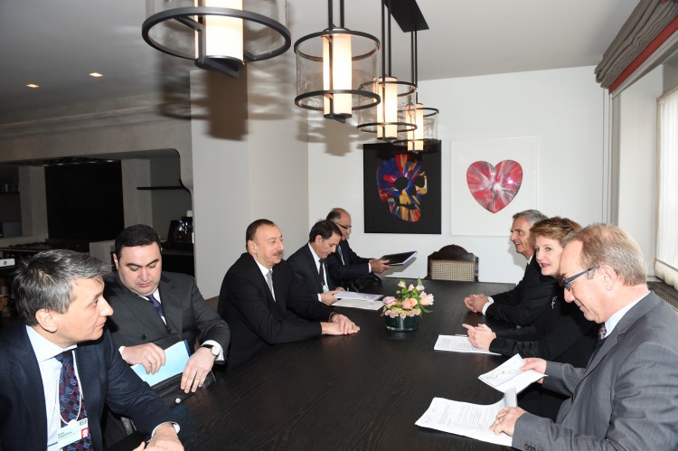 Davosda Azərbaycan və İsveçrə prezidentlərinin görüşü olub (FOTO)