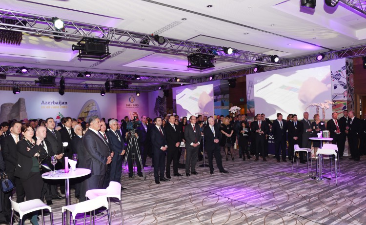 İlham Əliyev Davosda “Bakı 2015” ilk Avropa Oyunlarının təqdimatında iştirak edib (FOTO)
