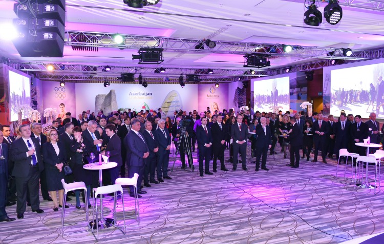 İlham Əliyev Davosda “Bakı 2015” ilk Avropa Oyunlarının təqdimatında iştirak edib (FOTO)
