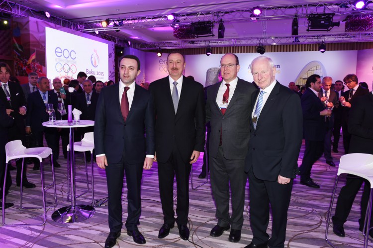 İlham Əliyev Davosda “Bakı 2015” ilk Avropa Oyunlarının təqdimatında iştirak edib (FOTO)