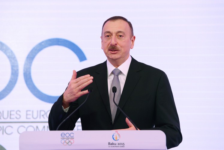 İlham Əliyev Davosda “Bakı 2015” ilk Avropa Oyunlarının təqdimatında iştirak edib (FOTO)