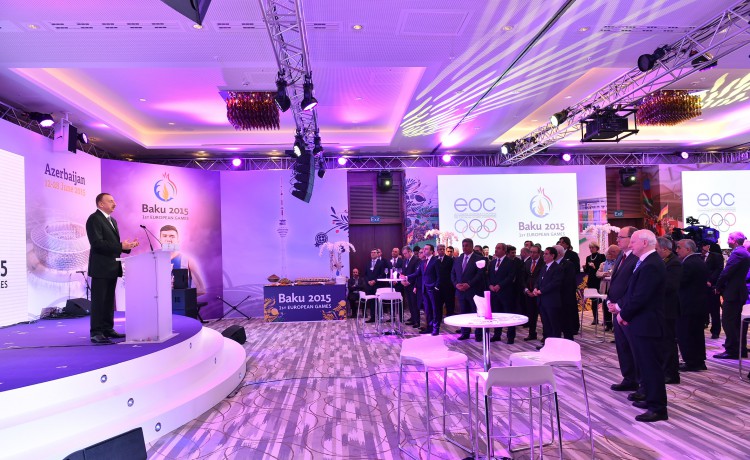 İlham Əliyev Davosda “Bakı 2015” ilk Avropa Oyunlarının təqdimatında iştirak edib (FOTO)