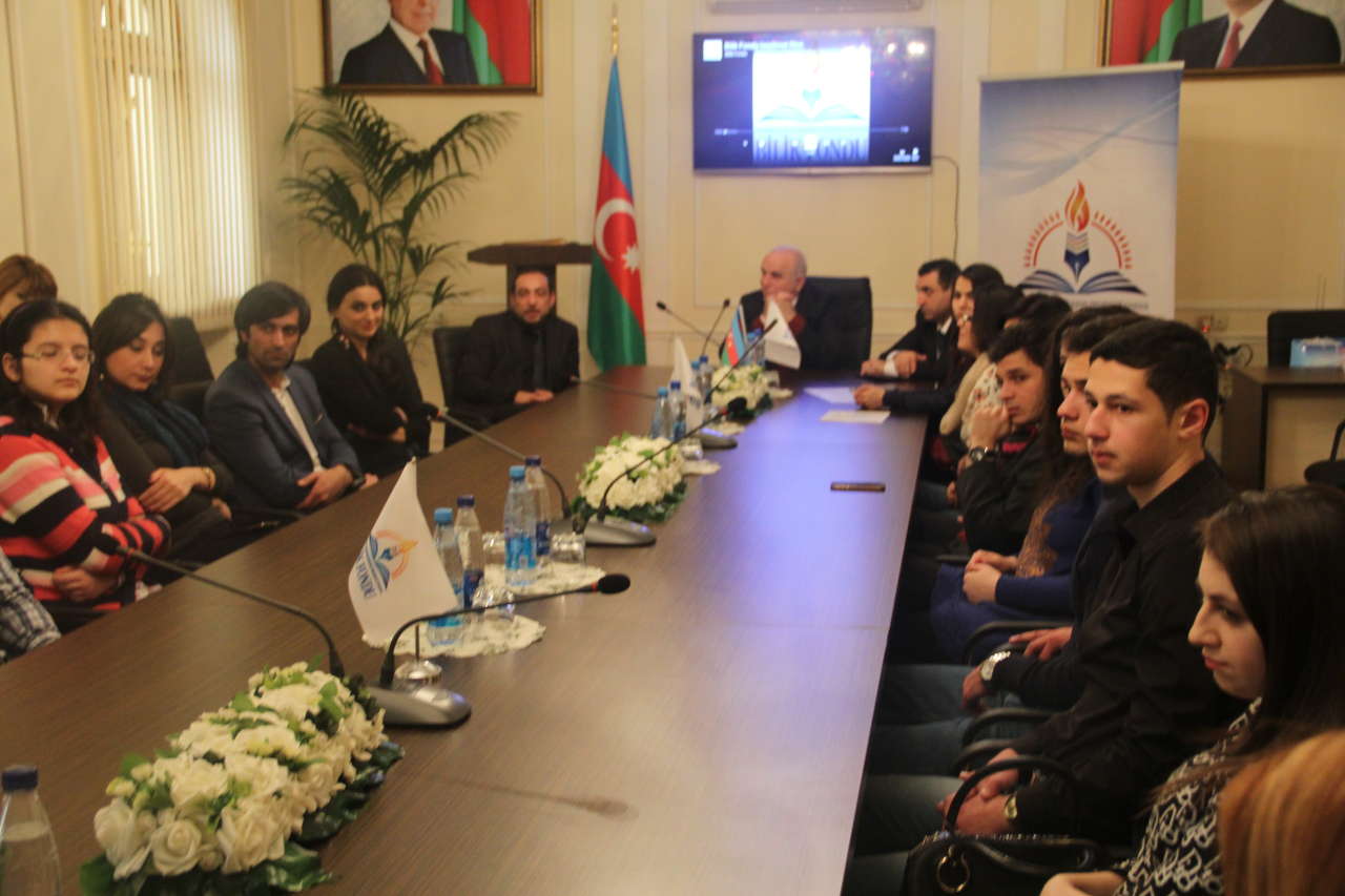 Bilik Fondunun "Fikir şənbəsi" (FOTO)