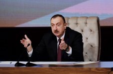 İlham Əliyev regionların sosial-iqtisadi inkişafı Dövlət Proqramının icrasının birinci ilinin yekunlarına həsr olunan konfransda iştirak edib (FOTO)