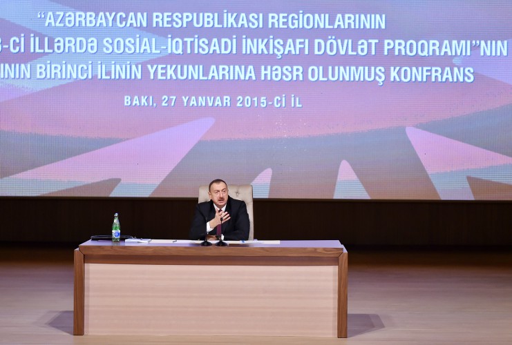 İlham Əliyev regionların sosial-iqtisadi inkişafı Dövlət Proqramının icrasının birinci ilinin yekunlarına həsr olunan konfransda iştirak edib (FOTO)