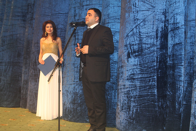 "Arşın mal alan" operettası Özbəkistan Dram Teatrında (FOTO)