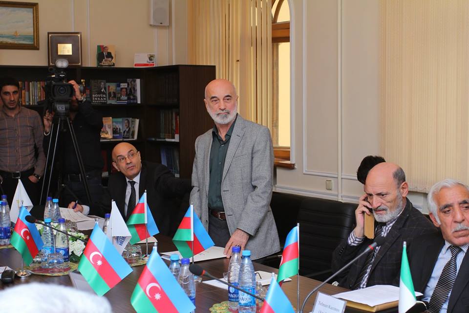 "Kitabi-Dədə Qorqud"un tanıdılması proqramı qəbul edildi (FOTO)