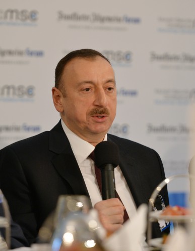 Prezident İlham Əliyev: Azərbaycandan daxil olan qaz Avropa istehlakçılarının yaxın gələcəkdə əldə edəcəyi yeganə yeni qaz mənbəyidir  (FOTO)