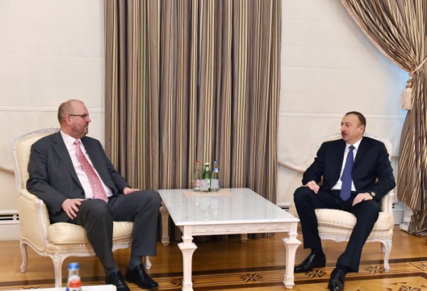İlham Əliyev Avropa Stolüstü Tennis Birliyinin prezidentini qəbul edib