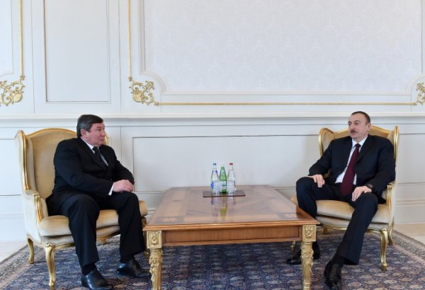 İlham Əliyev Qırğızıstanın yeni səfirinin etimadnaməsini qəbul edib
