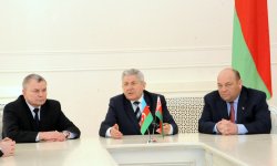 Azərbaycan yığılan traktorlar xarici bazarlara çıxarılır (FOTO)