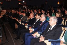 Plov, ləvəngi, qızardılmış quzu əti... (FOTO)