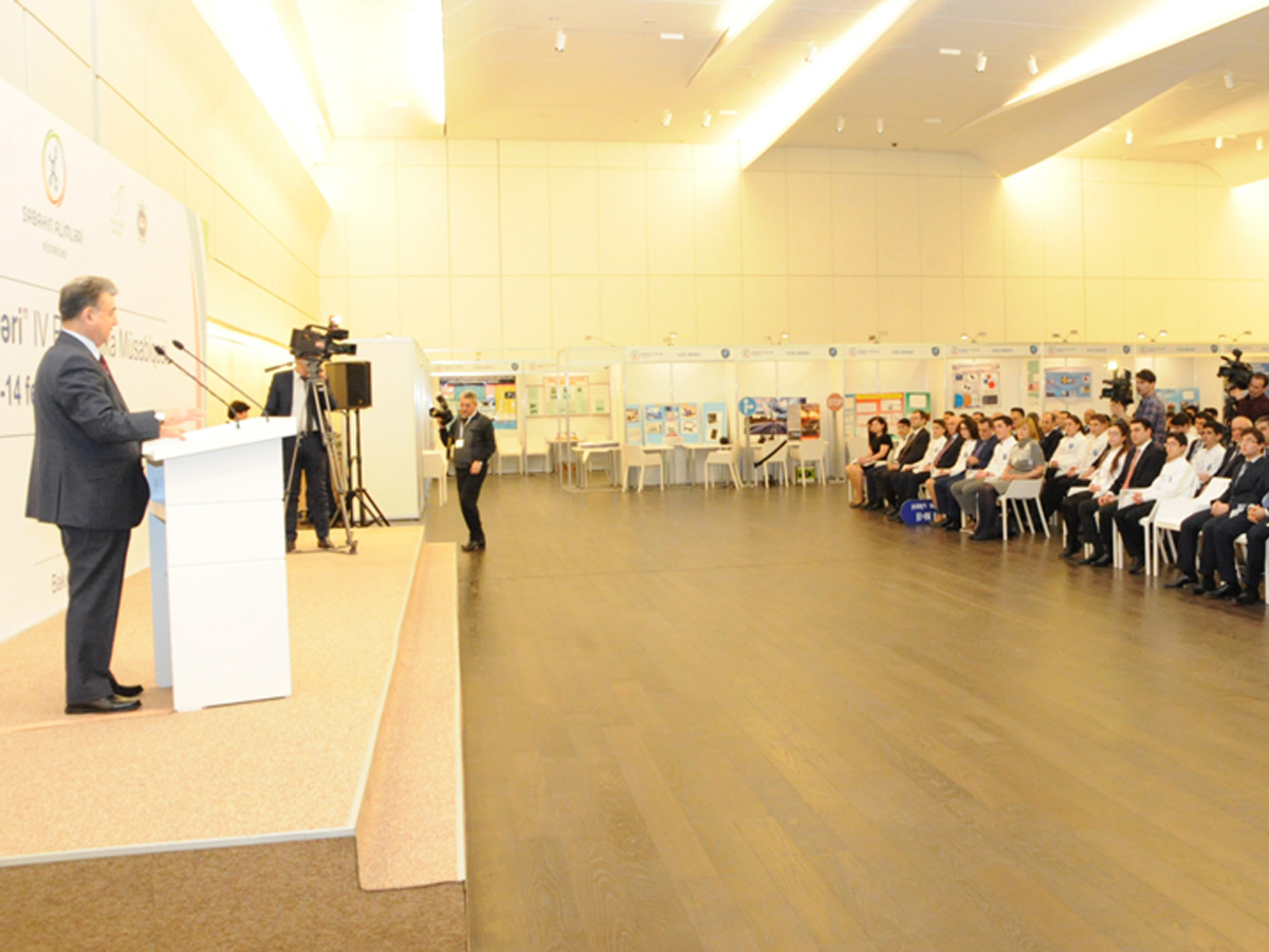 Heydər Əliyev Mərkəzində "Sabahın alimləri" IV Respublika müsabiqəsinin açılış mərasimi keçirilib (FOTO)