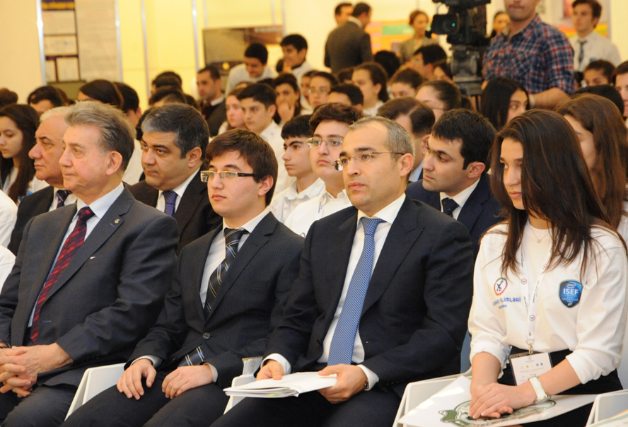 Heydər Əliyev Mərkəzində "Sabahın alimləri" IV Respublika müsabiqəsinin açılış mərasimi keçirilib (FOTO)