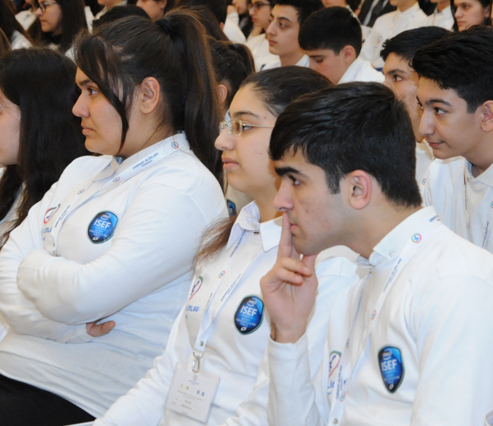 Heydər Əliyev Mərkəzində "Sabahın alimləri" IV Respublika müsabiqəsinin açılış mərasimi keçirilib (FOTO)