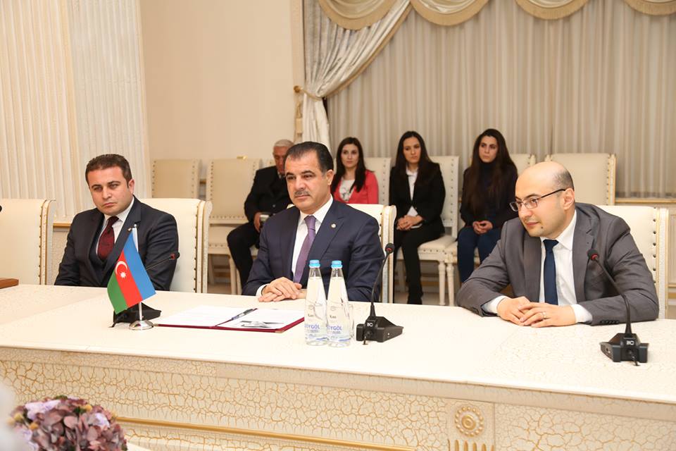 Elmar Vəliyev Fransanın Müluz şəhərinin meri Jan Rotneri qəbul edib (FOTO)