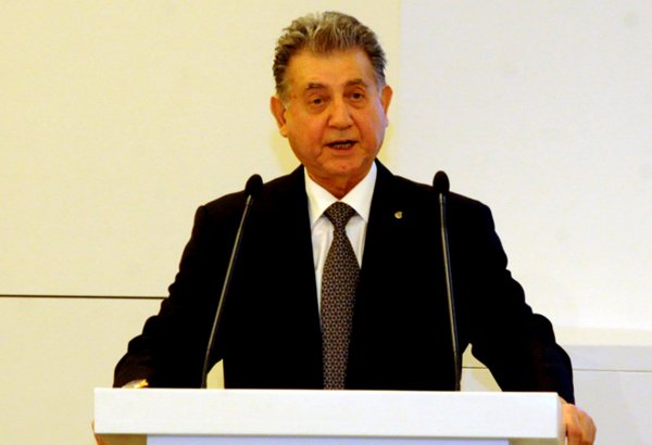 AMEA prezidenti: Bizə inqilab lazım deyil