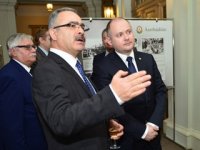 Çexiyada sovet qoşunları tərəfindən qətlə yetirilmiş şəhidlərin xatirəsinə forosərgi açılıb (FOTO)