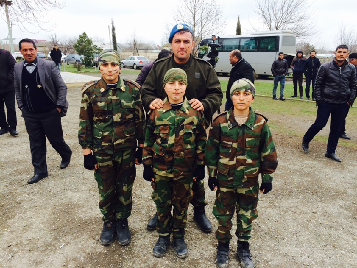 Cəbhəyanı bölgədə şagirdlərimizin vətənpərvərlik ruhu (FOTO)