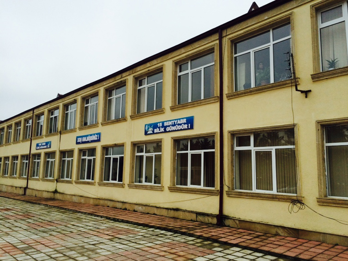 Cəbhəyanı bölgədə şagirdlərimizin vətənpərvərlik ruhu (FOTO)