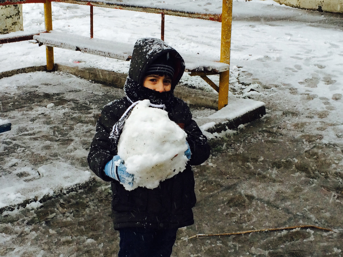 Bakının ağ örpəyi (FOTO)