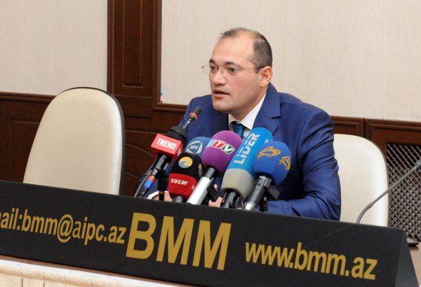 Razi Nurullayev: Əli Kərimli növbəti siyasi şouya əl atdı