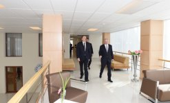 Prezident İlham Əliyev Mingəçevir Şəhər Mərkəzi Xəstəxanasında aparılan yenidənqurma işləri ilə tanış olub (FOTO)