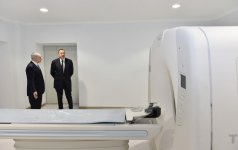 Prezident İlham Əliyev Mingəçevir Şəhər Mərkəzi Xəstəxanasında aparılan yenidənqurma işləri ilə tanış olub (FOTO)