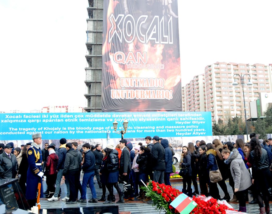 Xocalı üçün ağlayanlar (FOTO)
