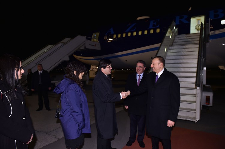Azərbaycan Prezidenti İlham Əliyev Bolqarıstana rəsmi səfərə gəlib (FOTO)