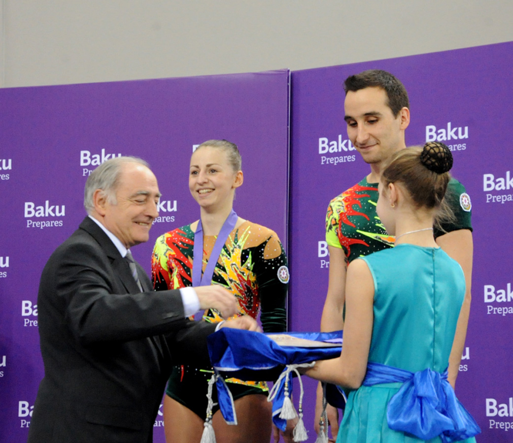 Azərbaycan gimnastı batutda tullanma üzrə fərdi yarışlarda birinci oldu (FOTO)