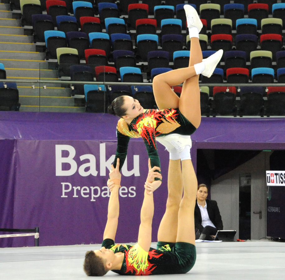 Azərbaycan gimnastı batutda tullanma üzrə fərdi yarışlarda birinci oldu (FOTO)