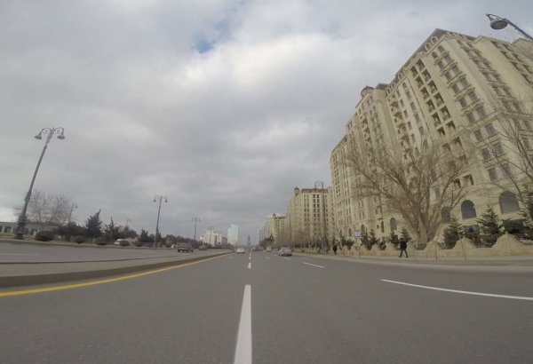 Heydər Əliyev prospektinin köməkçi hissəsindəki təmir işləri yekunlaşıb (FOTO, VİDEO)