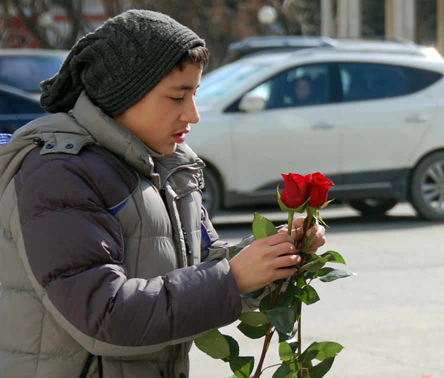Azərbaycanda 8 Mart - Beynəlxalq Qadınlar Günü qeyd olunur (FOTO)