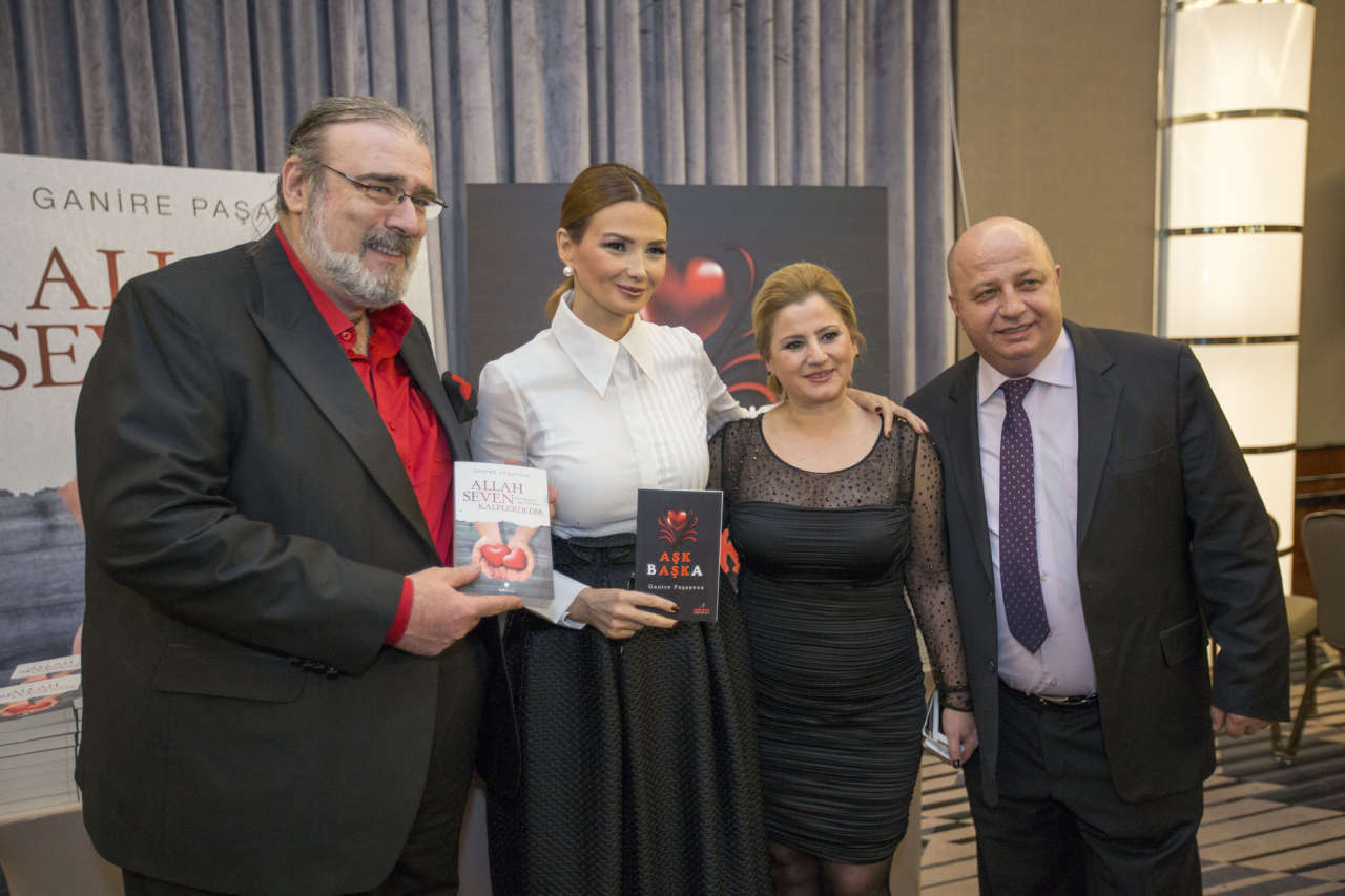 Türk dünyasının tanınmış şəxslərinin iştirakı  ilə Qənirə Paşayevanın Türkiyədə çıxan kitablarının təqdimatı olub (FOTO)