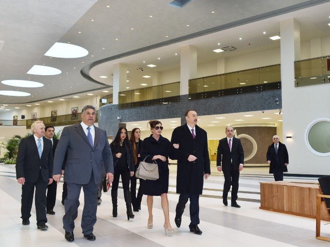 Prezident İlham Əliyev və xanımı Bakı Atıcılıq Mərkəzinin açılışında iştirak ediblər (FOTO)