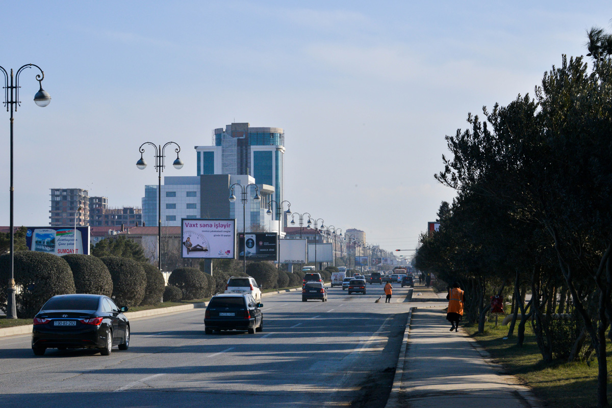Yeniləşən "Gənclər şəhər"i (FOTO)