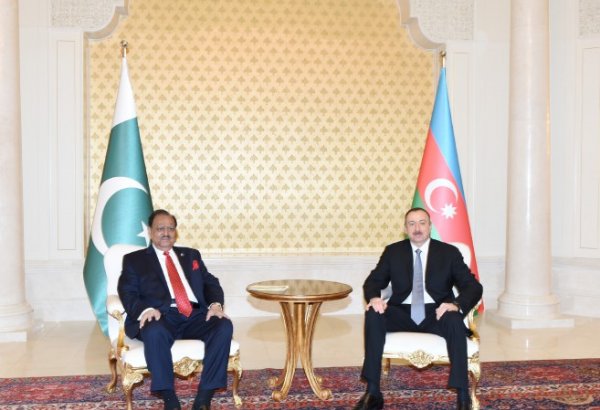 Azərbaycan və Pakistan prezidentlərinin təkbətək görüşü olub (FOTO)