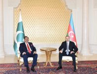 Azərbaycan və Pakistan prezidentlərinin təkbətək görüşü olub (FOTO)