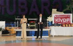 84 jurnalist qalib gəldi (FOTO)